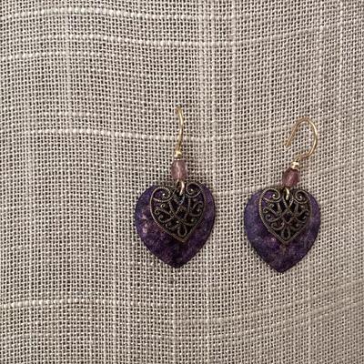 Vintage heart shaped purple dangle earrings