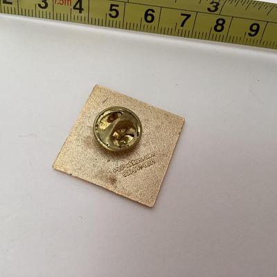 Oklahoma quiltworks pin