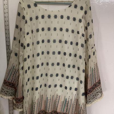 XL women's blouse white with blue and pink details
