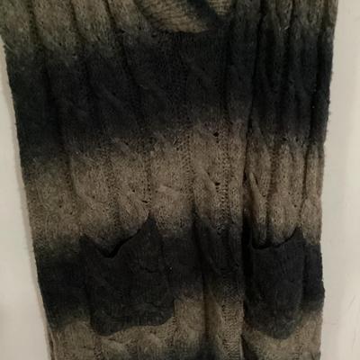 Cato's 10-20w sweater