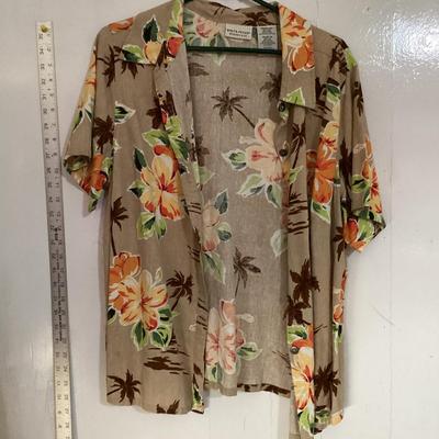 White stag women's Hawaiian shirt 16w