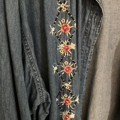 Coldwater creek 3 x long sleeve button up
