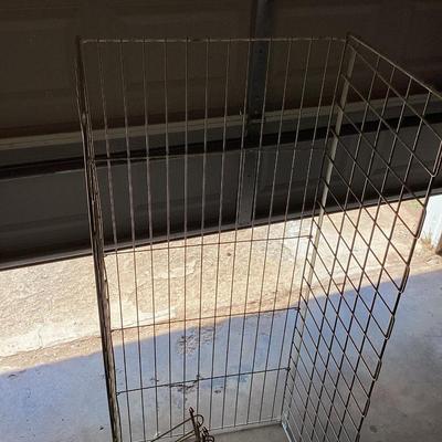 collapsable metal wire shelf with moveable shelf heights