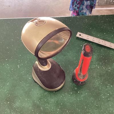flash light bundle freestanding flashlight