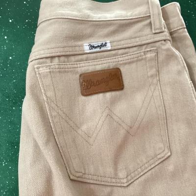 women's wrangler tan jeans 9/10 x 32