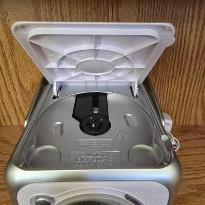 Jensen CD player and CD's