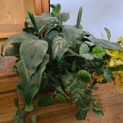 Large lot of wicker baskets, a faux plant, wall art and more