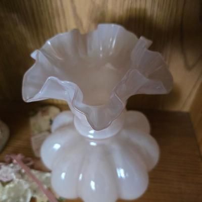Angel Figurine, Swan, Pink Art blown Glass Vase & Floral Decor