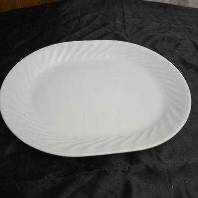 Correlle corning ware Burgundy rose dinnerware With Butterfly gold gravy boat