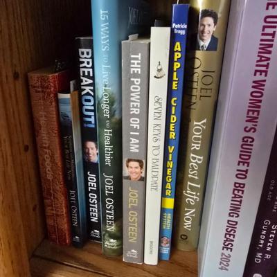 A variety of books mostly hardback - The green pharmacy - Memory rescue - Super Remedies and other great titles