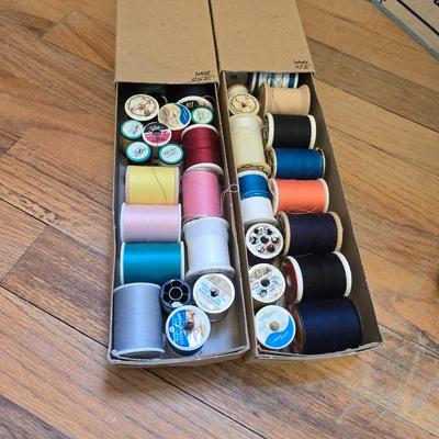 Sewing starter kit - needles - electric scissors - booklets- buttons - thread and much more