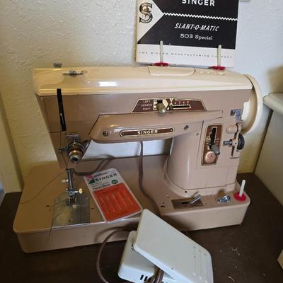 Singer Slant-o-Matic 503 special Sewing machine and Buttonholer and other accessories