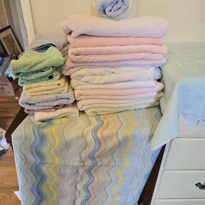 Bathroom Towels and shower curtain