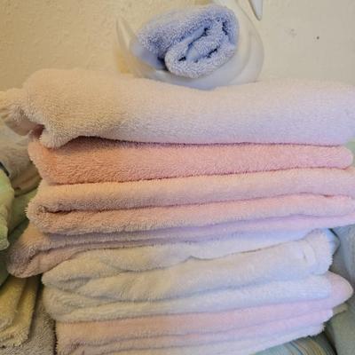 Bathroom Towels and shower curtain