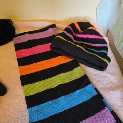 Women's Winter entire - St. Johns Bay coat - matching scarf and hat - and a pair of gloves