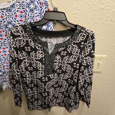 Women's tops - Croft & Barrow