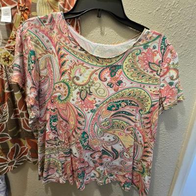 Ladies' tops - PM - no tags