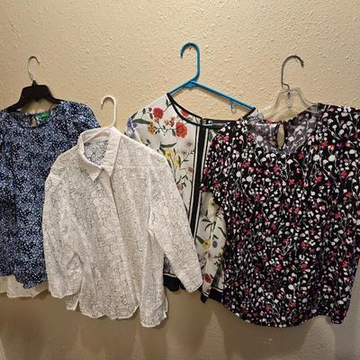 Women's tops - Liz Claiborne - apt 9 - dip