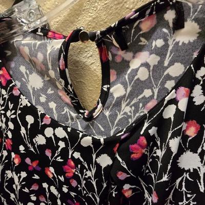 Women's tops - Liz Claiborne - apt 9 - dip