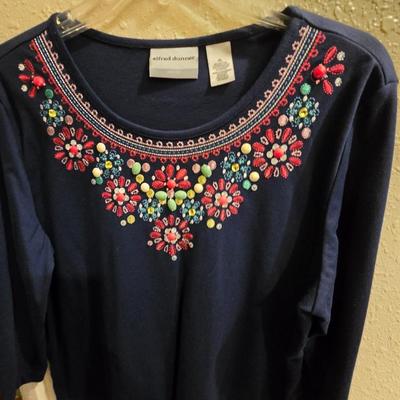 Women's tops - All of them are Alfred Dunner -