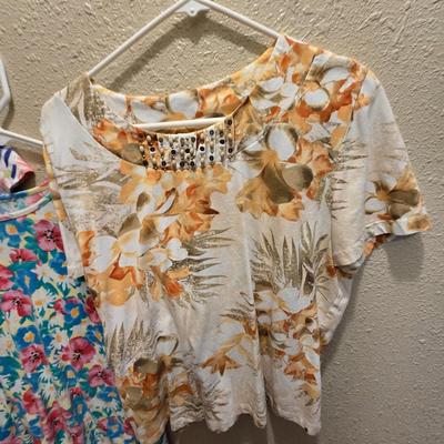 Women's short & mid-sleeve shirts - no tags