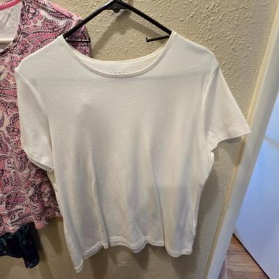 Women's shirts - All Croft and Barrow - Great brand!