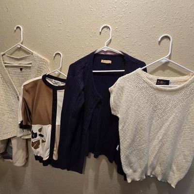 Ladies' sweater-like shirts - LeRoy - Covington - Alfred Dunner - Universal Thread