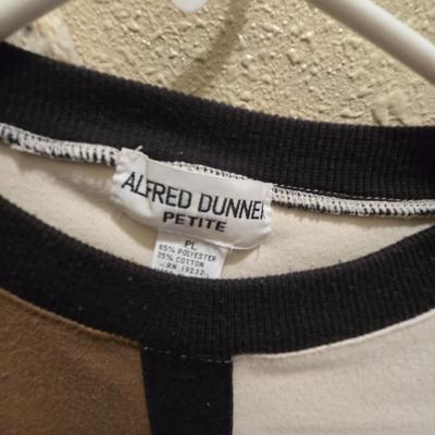 Ladies' sweater-like shirts - LeRoy - Covington - Alfred Dunner - Universal Thread