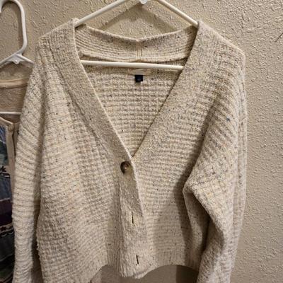 Ladies' sweater-like shirts - LeRoy - Covington - Alfred Dunner - Universal Thread