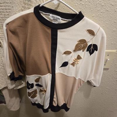 Ladies' sweater-like shirts - LeRoy - Covington - Alfred Dunner - Universal Thread