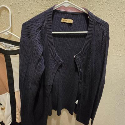 Ladies' sweater-like shirts - LeRoy - Covington - Alfred Dunner - Universal Thread
