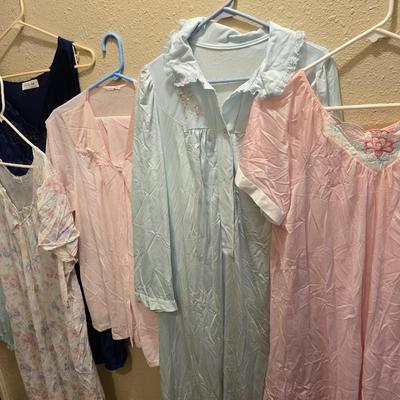 Mostly silk nightgowns - Lorraine - Vanity Fair