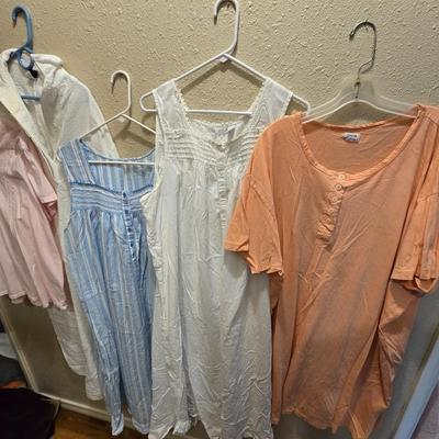 Nightgowns for spring and summer