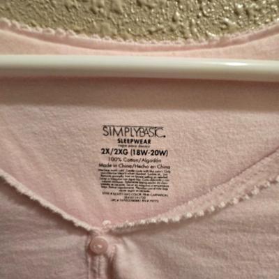 Nightgowns for spring and summer