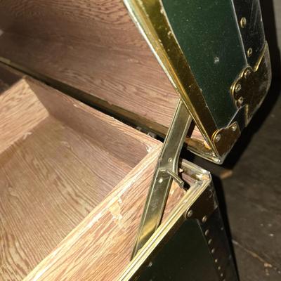 LOT 3: Luggage Trunk with Tray