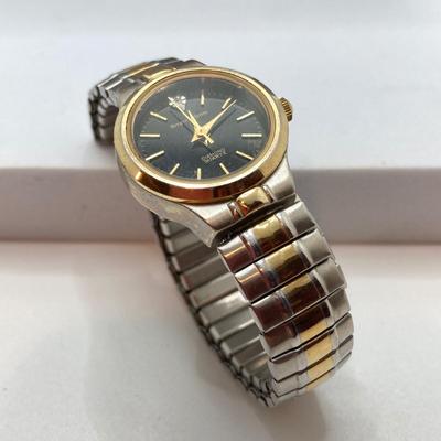 Sale Photo Thumbnail #910