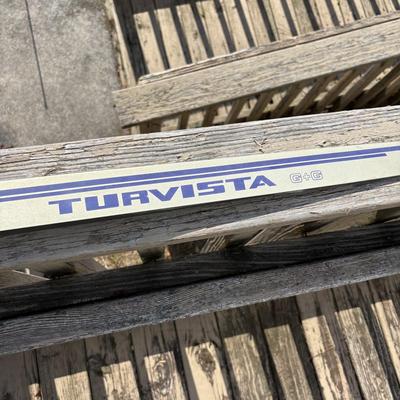 LOT 85: Jarvinen Skies w/Metal Poles