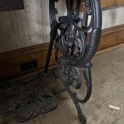 LOT 87: Vintage Wilcox & Gibbs Sewing Machine on Base.