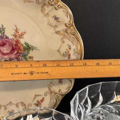 LOT 93: Floral China & Etched Crystal Collection: Mikori Ware, Barvaria & Others