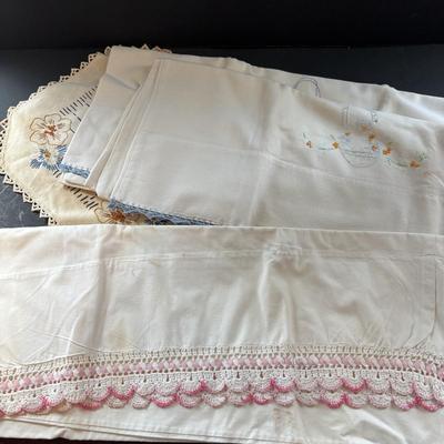 LOT 95: Vintage Tatting: Doily, Baby Hat & Booties, Embroidered Textile, Large Collection of Ladies Handkerchief's & More