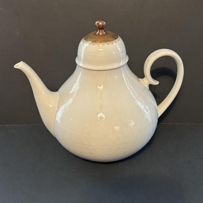 LOT Vintage Rosenthal "Romance" Collection: Teapot, 6 Cups & Saucers