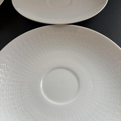 LOT 101: Vintage Rosenthal "Romance" Collection: Coffee/Teapot, 6 Teacups & 4 Saucers