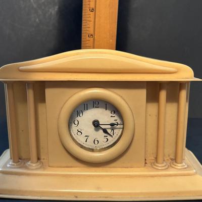 LOT 104: Vintage Local Postcards, Wurttemberg Celluloid Desk Clock, Toms River Bi-Centennial Trivet