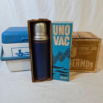 LOT 114: Rubbermaid Cooler, Thermos Picnic Jug, Thermos and UnoVac Vacuum Bottles