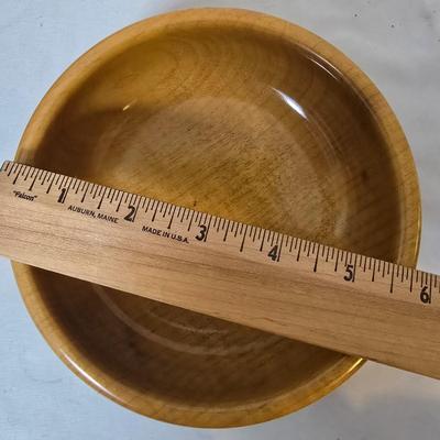 LOT 119: Carved Myrtlewood Bowls, Salt/Pepper Shakers & More
