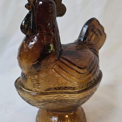 LOT 122: Ceramic Dutch Apple Bakers with Vintage Pyrex Jars, Coasters, Baskets and More