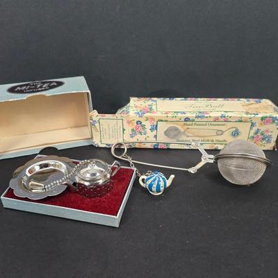 LOT 134: Time for Tea: Teapots, Cups & Infusers