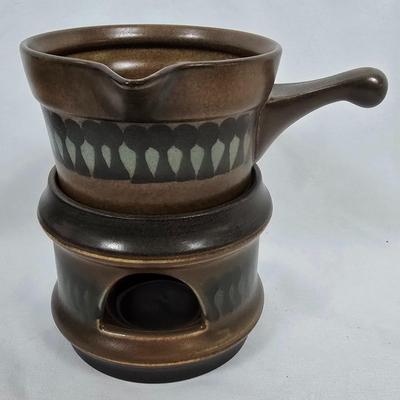 LOT 135: Stoneware Collection in Brown Tones; Mugs, Butter Sauce Dish, Custard Cups, Jars and More