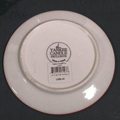 LOT 140: Fall Decor and More with Candles, Candle Holders, Ceramic Serving Bowl, Glass "leaf" Platter