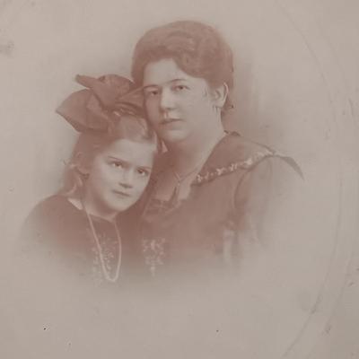 LOT 143: Large Collection of Antique Photographs